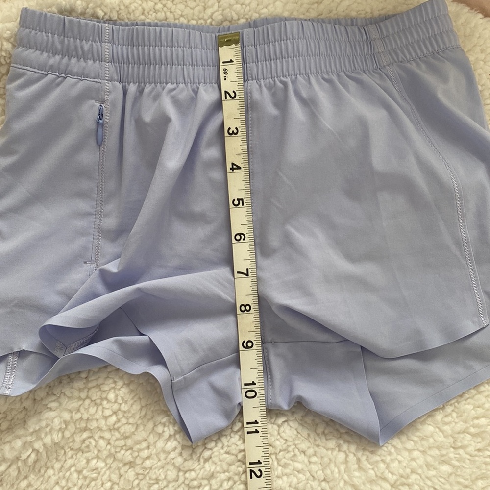 Athleta girl Heart The Hustle 2.5” Short - Picture 11 of 11